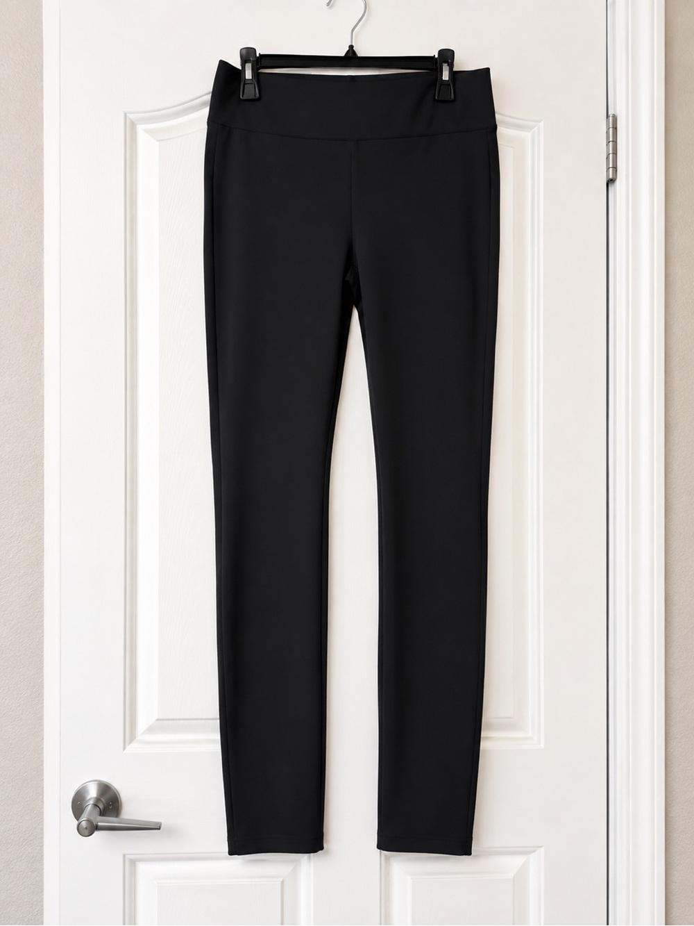 The Legging Black Pull-On Stretch Leggings Size Small